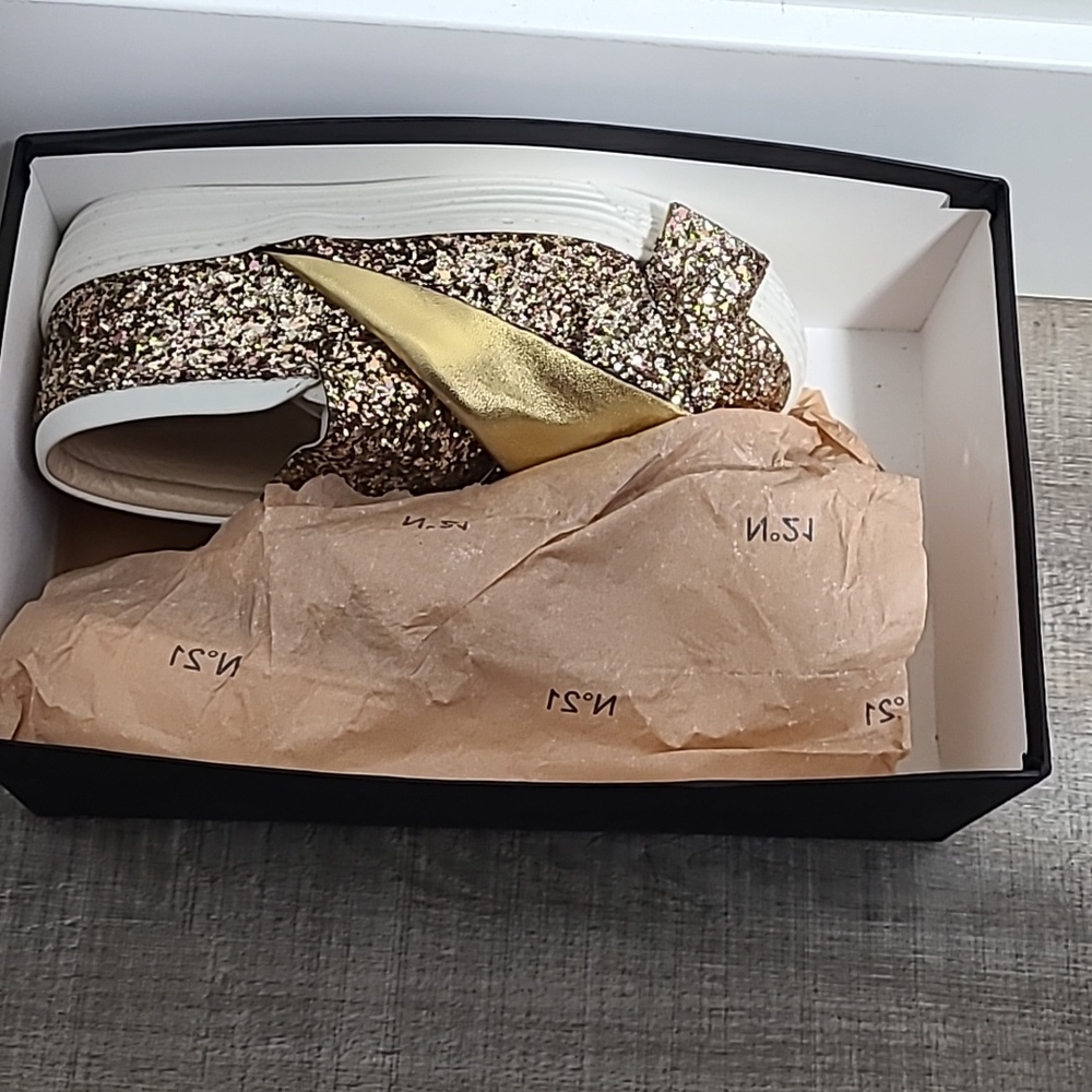 No 21 Girls Shoes - Gold Glitter Slip on Shoes